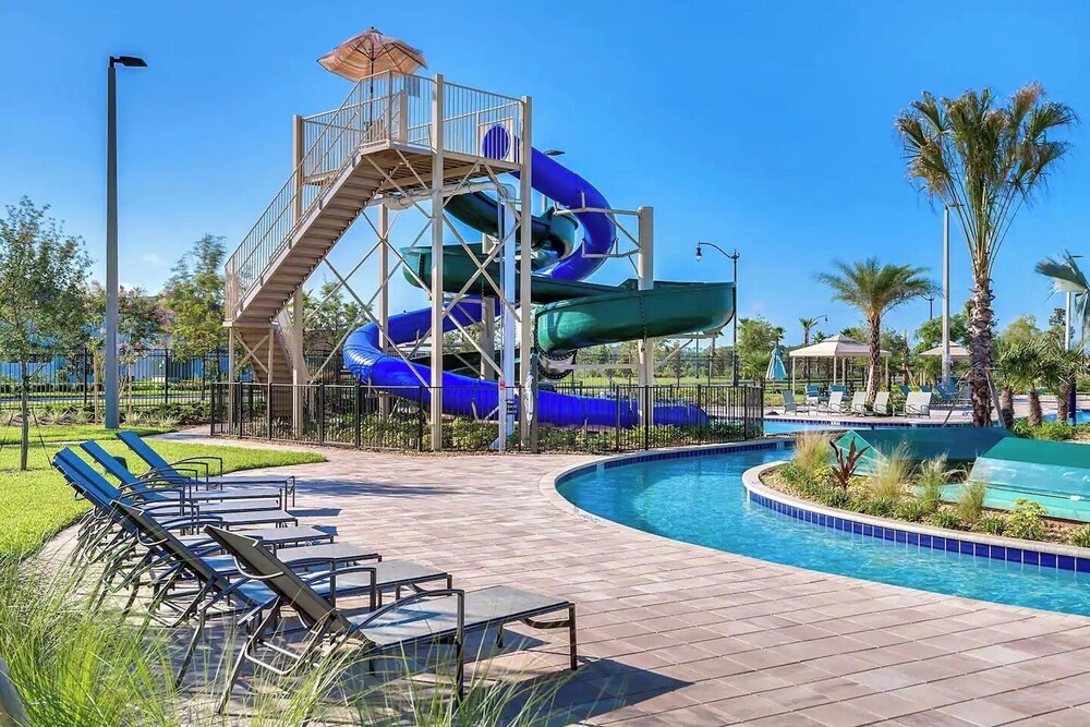 Serenity Lakeview Retreat Stunning Water Views, No Rear Neighbors, Private Pool, Game Room & Star Wars Cinema