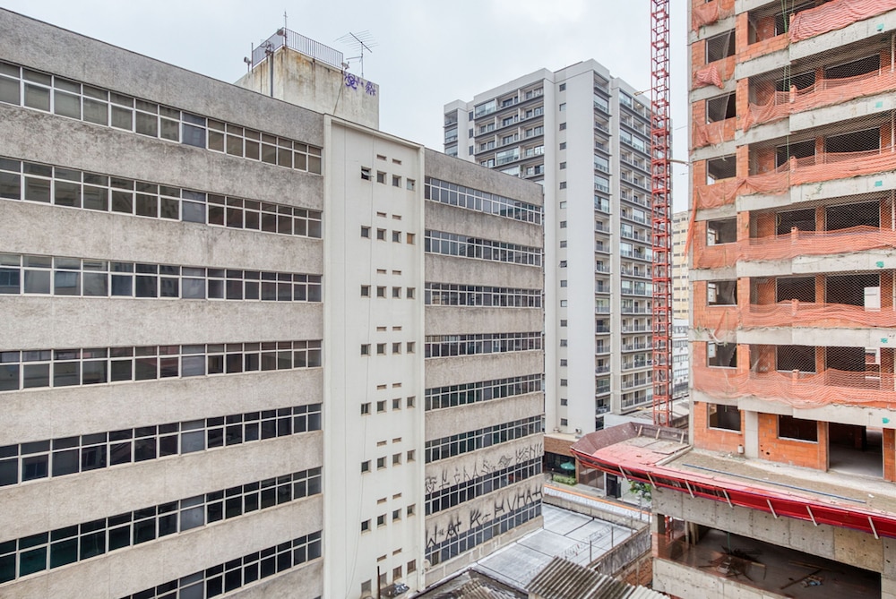 Apartamento c Fechadura Eletr Nica a 200m do Metr