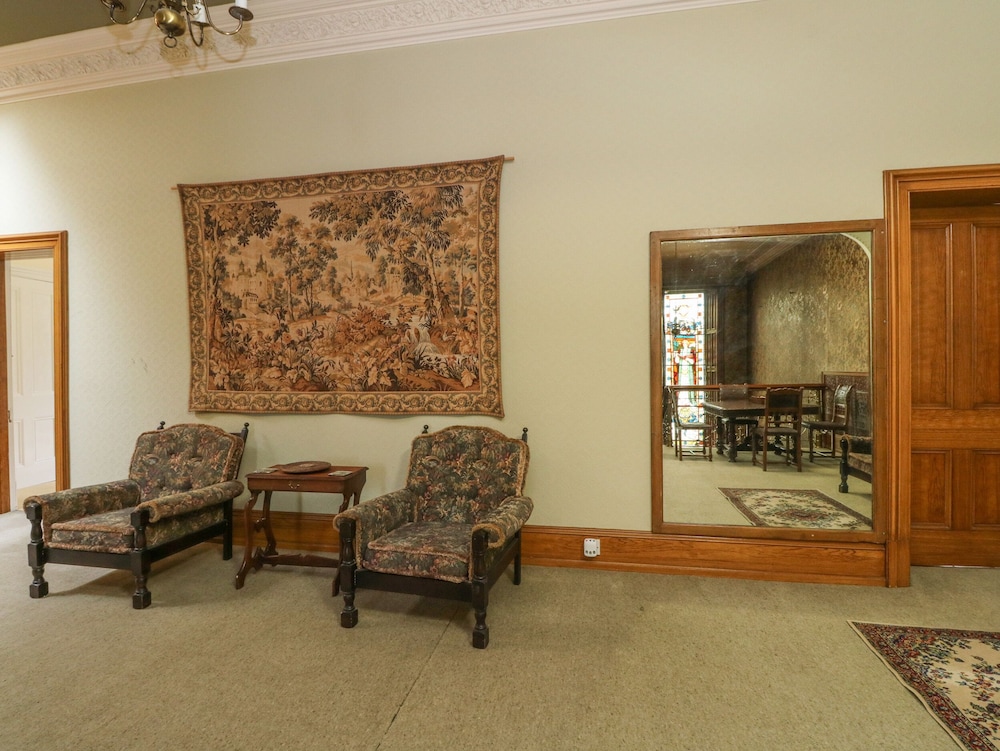 Woodside House