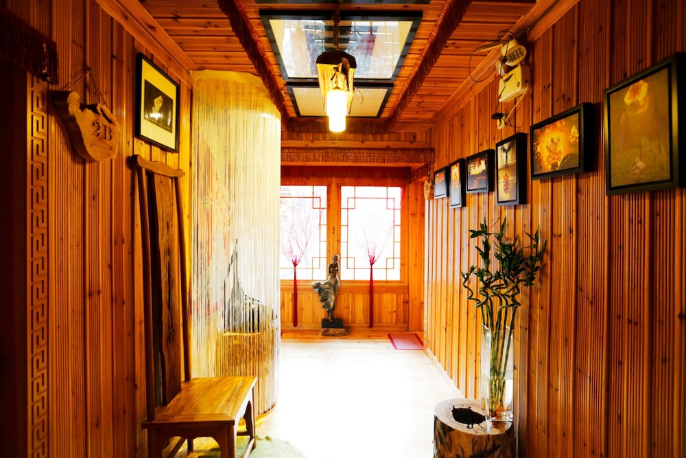Longji One Art Inn