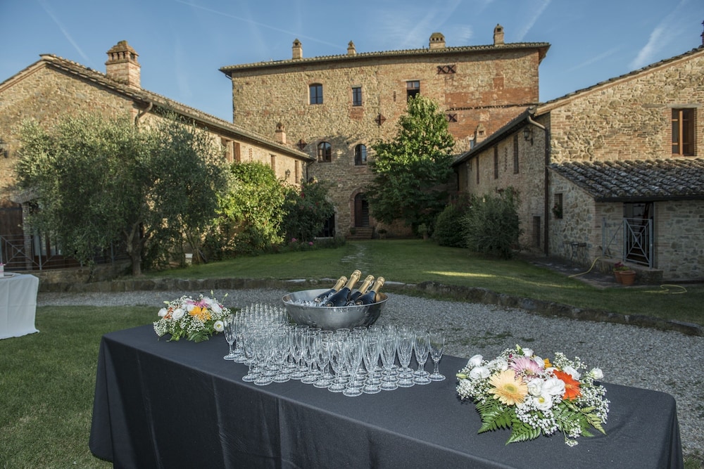 Castello Monticelli