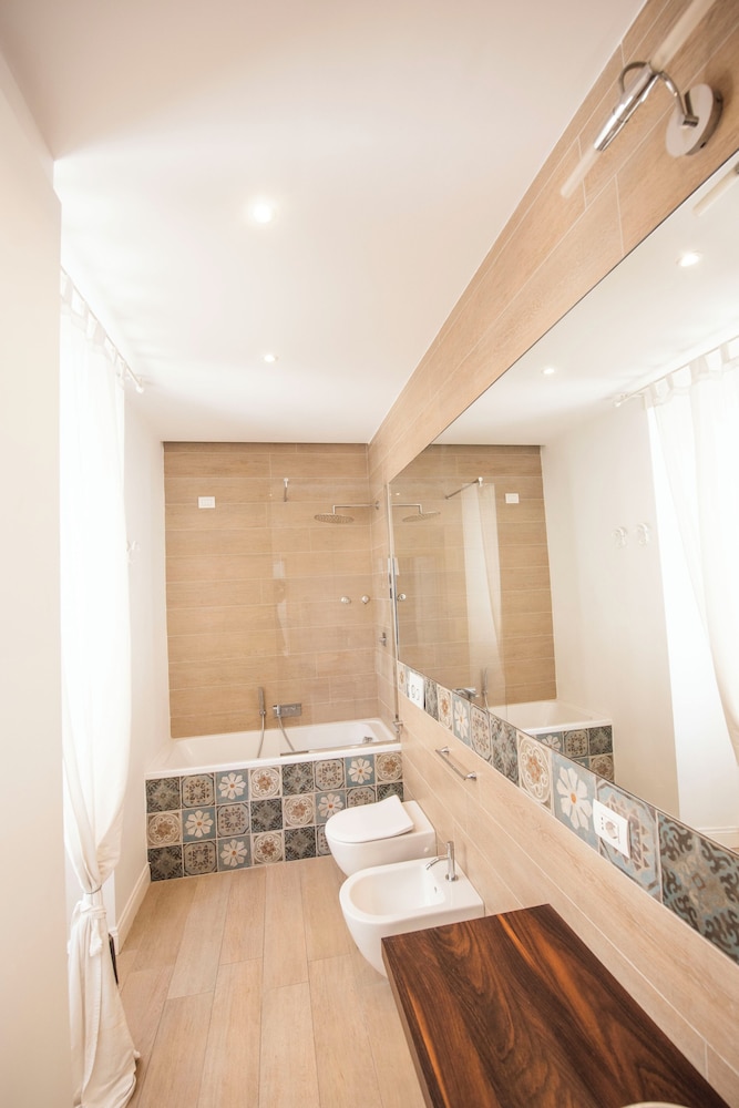 Vatican Beautiful 2Br Apartment