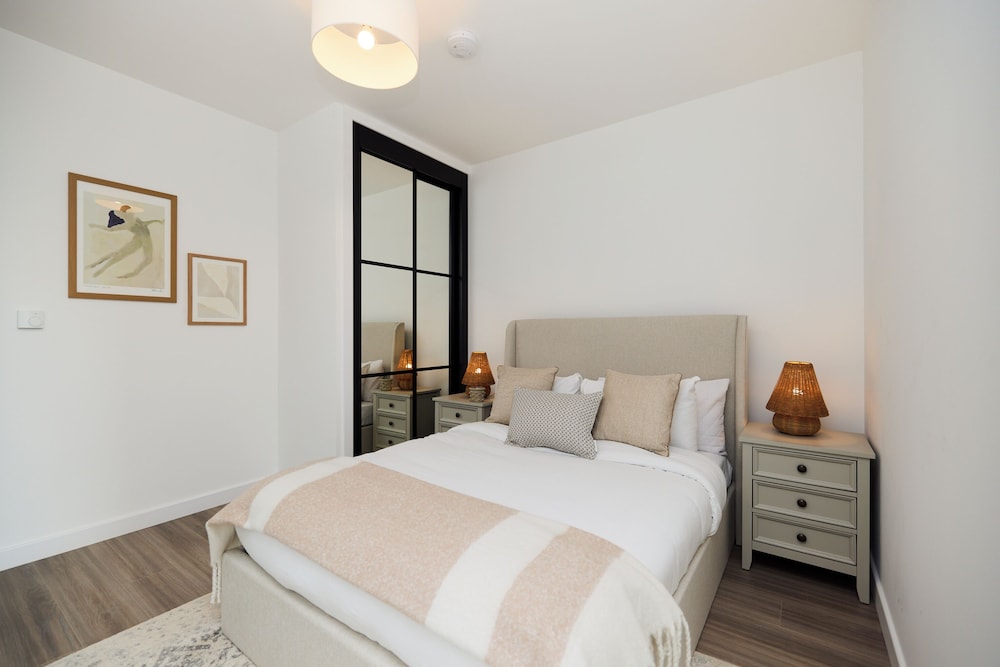 The Tottenham Escape - Lovely 2bdr Flat With Balcony