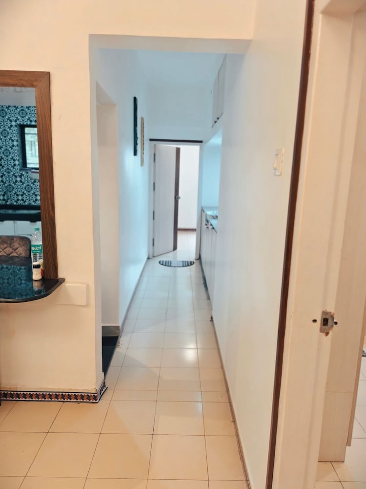 Osho Apartments