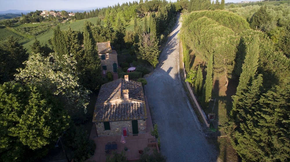 Borgo Il Poggio Agriturismo