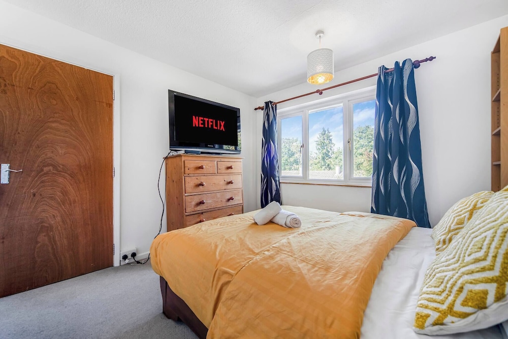 Stylish & Bright 3BR in Headington, Oxford Area