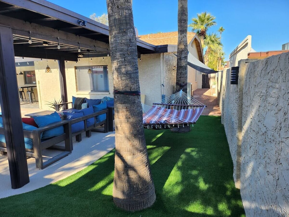 Spacious Mesa Oasis with Heated Pool