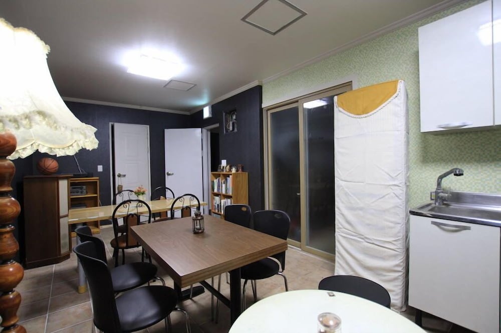 Namu Guesthouse - Hostel