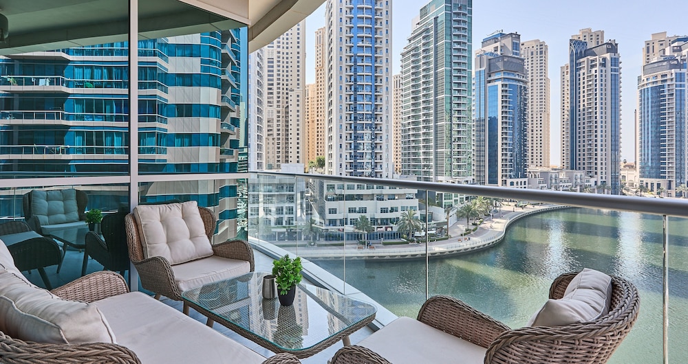bnbme | Damac Waves Tower | 3 + Maids