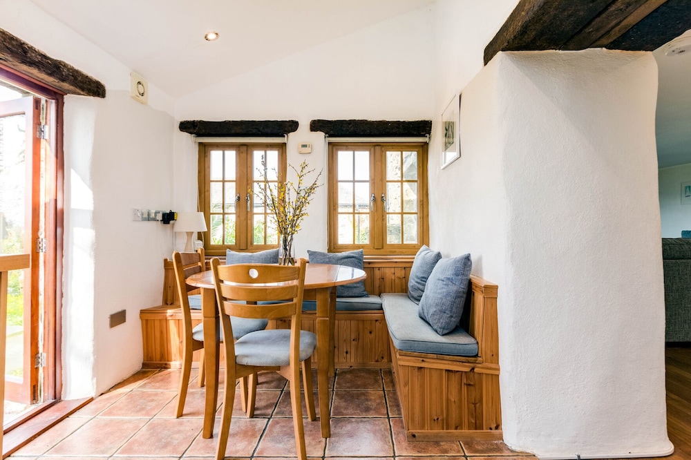 Dingles Cottage