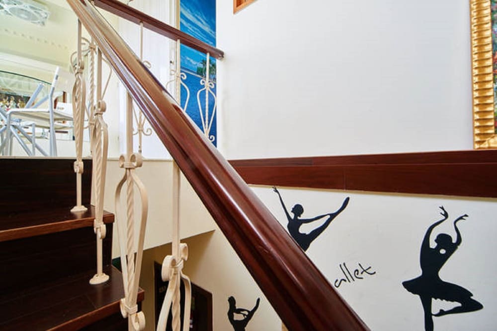 Peace Art Villa