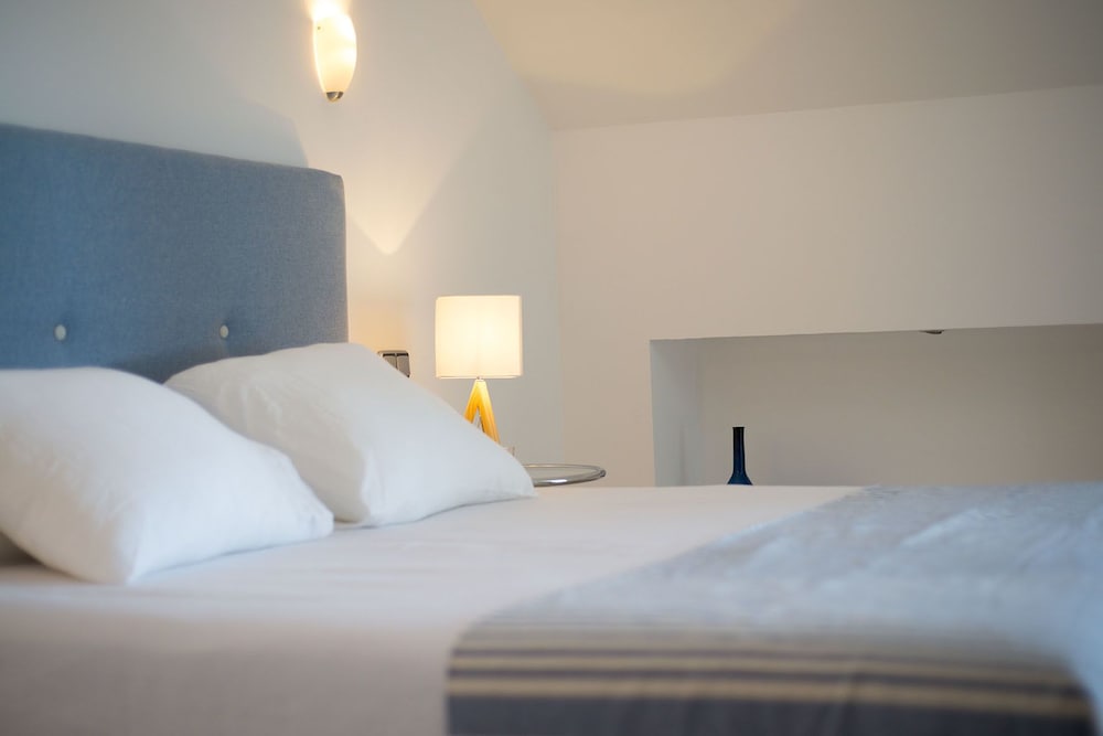 Penthouse M Reserva del Higueron 3 BEDROOMS. TRANSFER to the Beach and Train station. JACUZZI. WIFI. 2 PARKING. 2 SWIMMING POOL