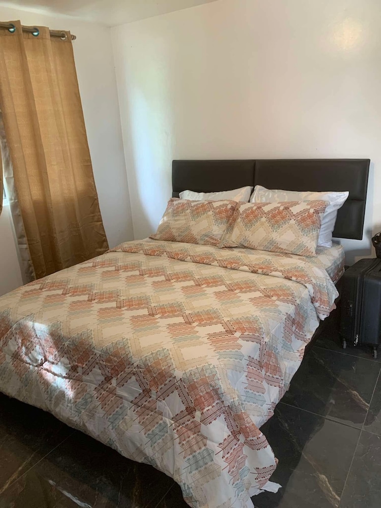 Elegant 4Br House near Clubhouse - Pool