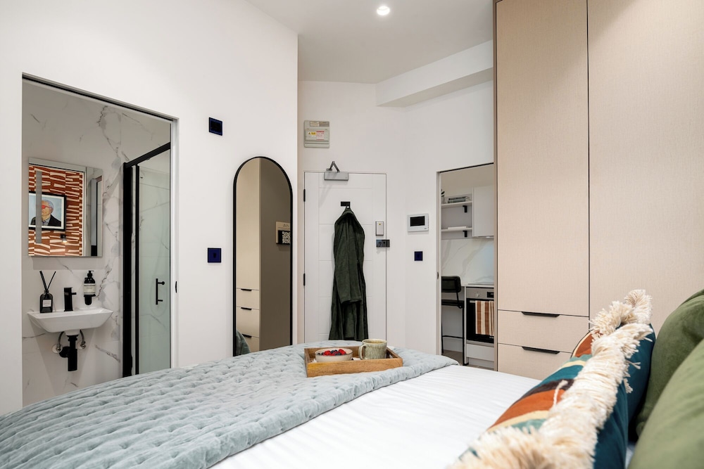 Your Apartment - Camden