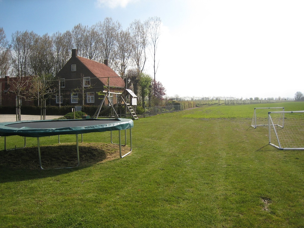 Rural Holiday Home With Outdoor Pool & Sauna view 4