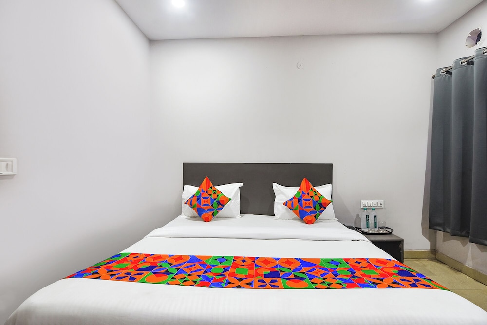 Fabhotel Dream Palace Ip Extension