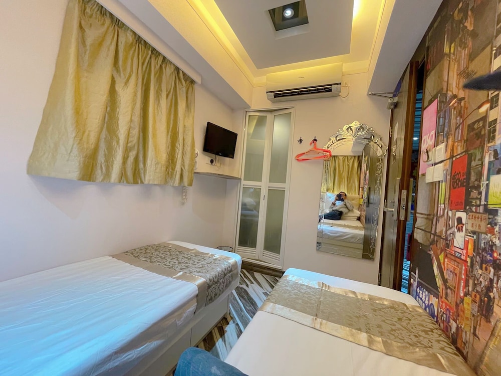 hotel room