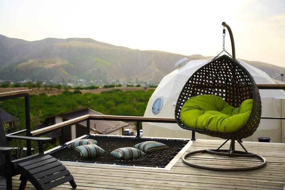 EcoHouse Glamping by ART HOTEL