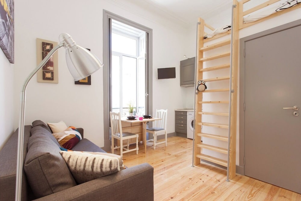 Studio Apartment Located Central Lisbon