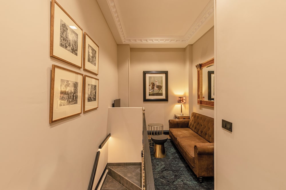 Casa 1862 Heritage Suites by Stay Unique