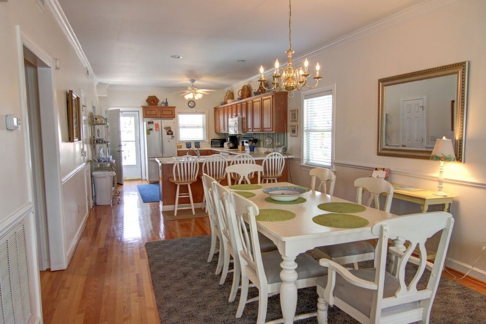 Mclaurin Manna At Holden Beach 4 Bedroom Home by RedAwning