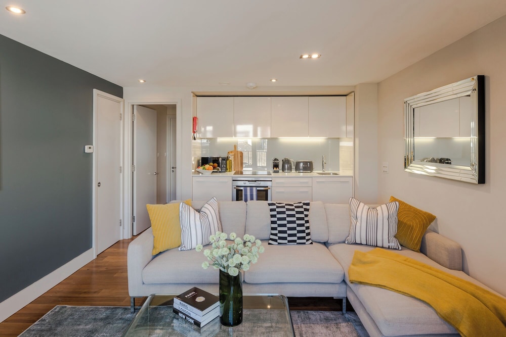City of London Your Apartment