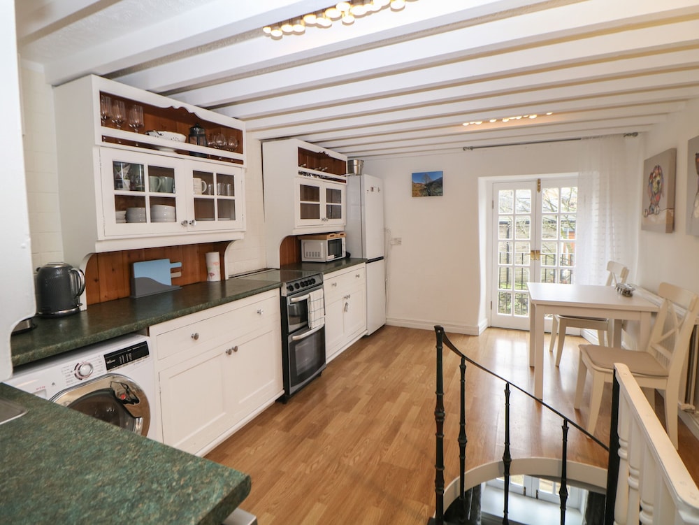 Bear Pit Cottage