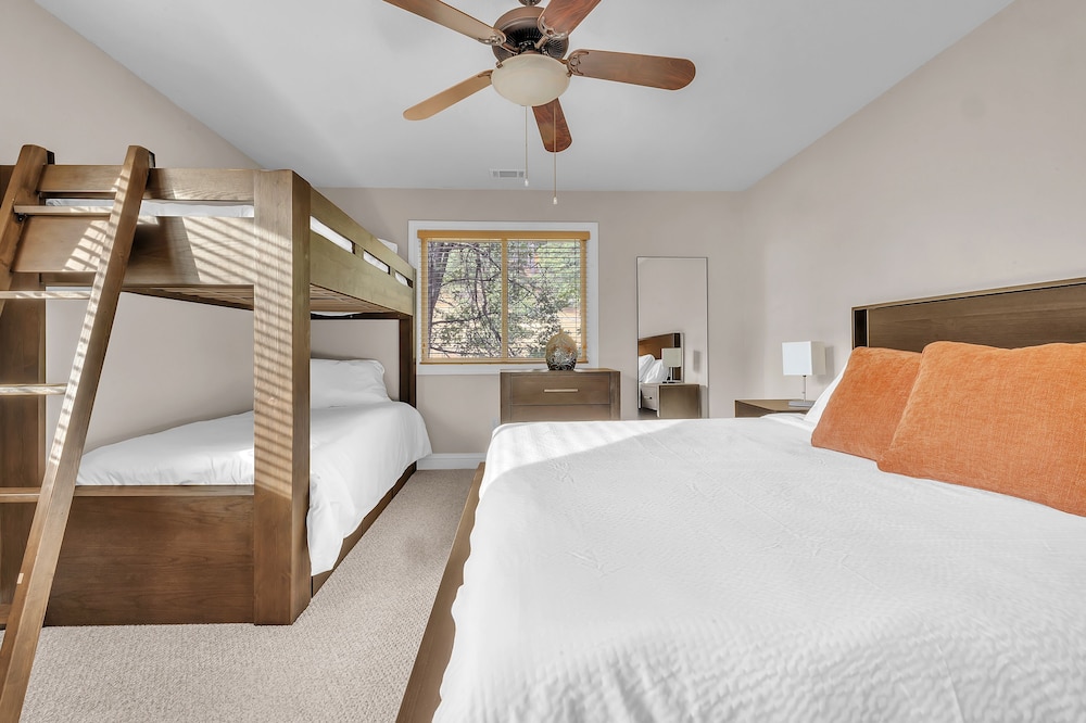 Prasad Retreat - Sunny Home W/ Deck & Air Hockey 3 Bedroom Home by Bear Valley Vacation Rentals