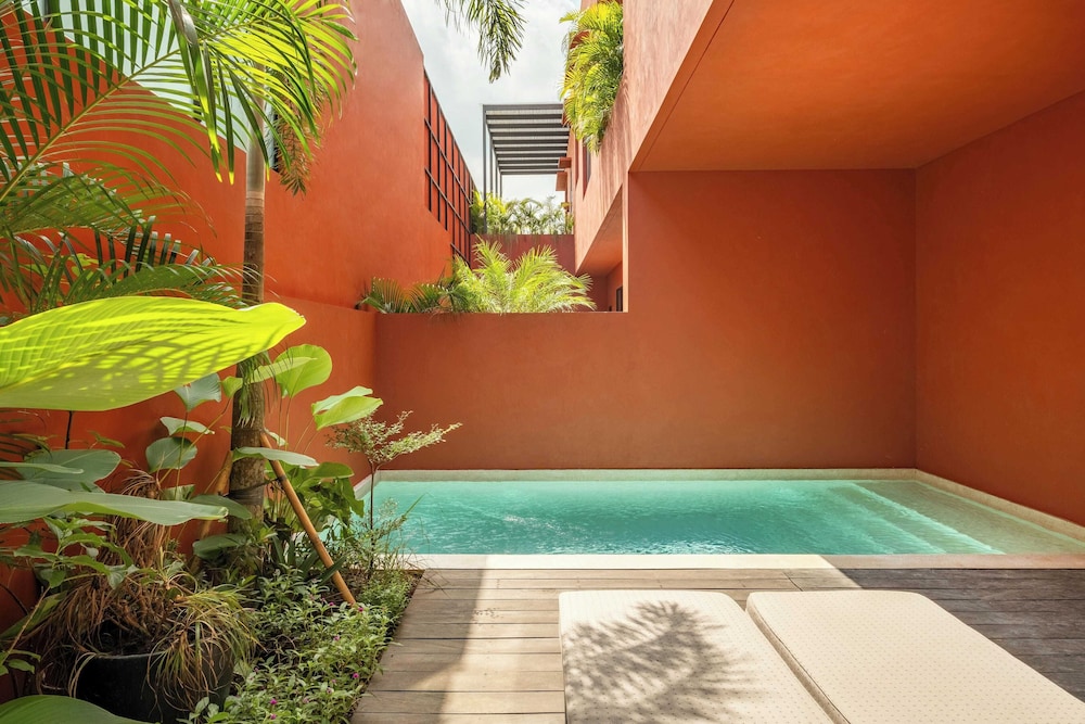 Five Stories - Luxury Villa Retreat