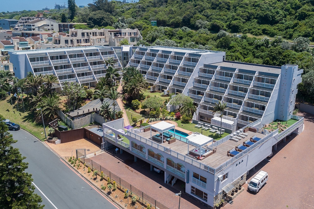 Hotel Umhlanga Cabanas - Image 1