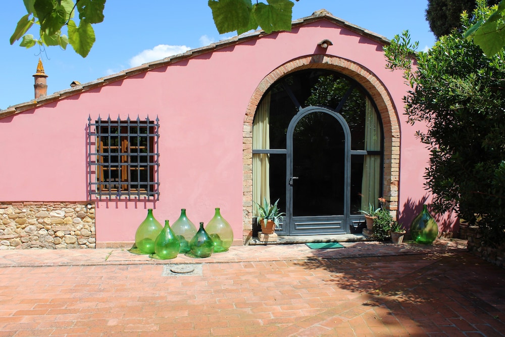 Podere Casato 2 Hills View, Pool, Wifi Tuscany