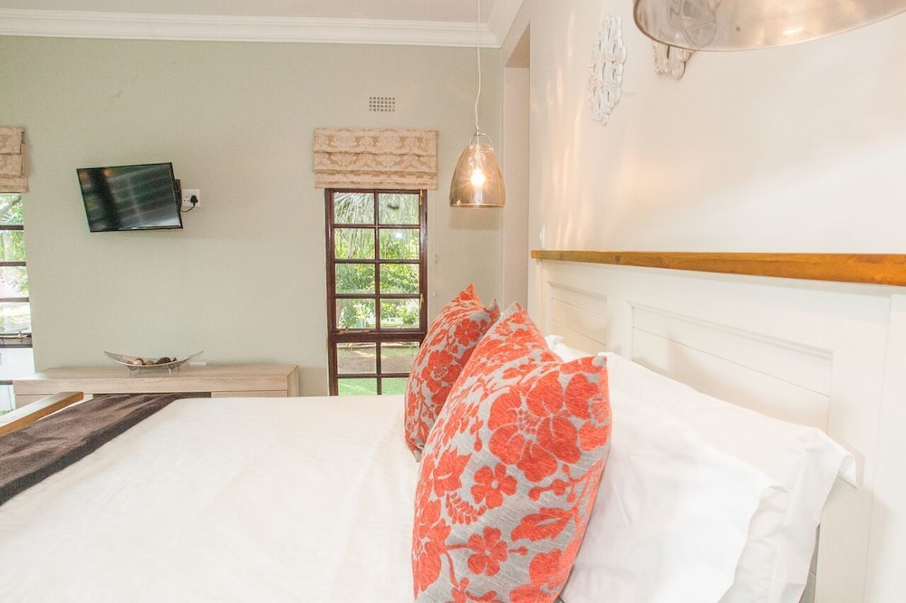 Motsamai Lodge