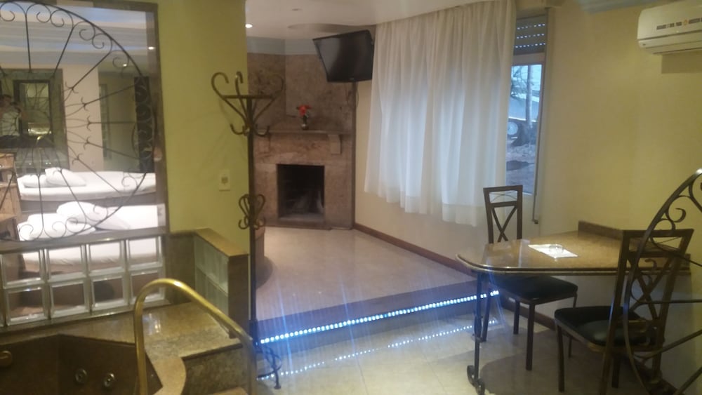 Motel dos Arcos