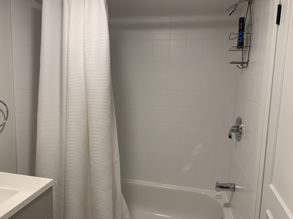 Kensington Suites