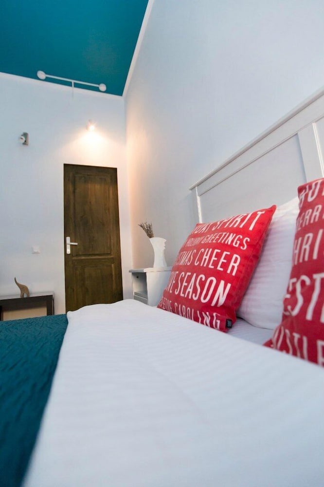 Fall in love hotel