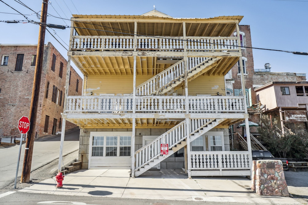 Mountain-view Deck: Stylish Virginia City Apt! view 5