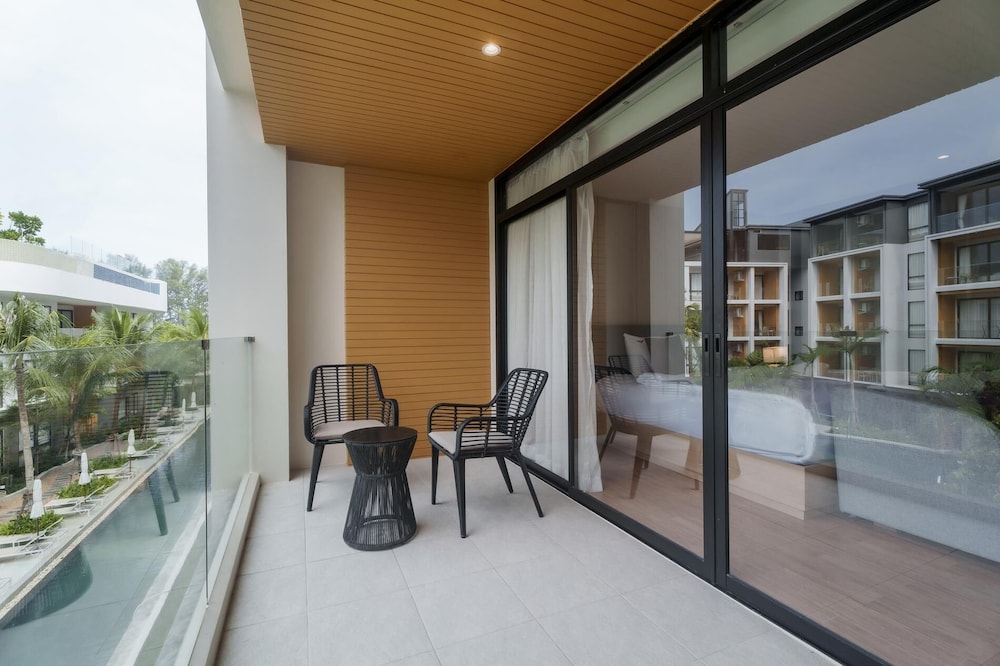 Studio 1525 at Wyndham Garden Naiton Beach