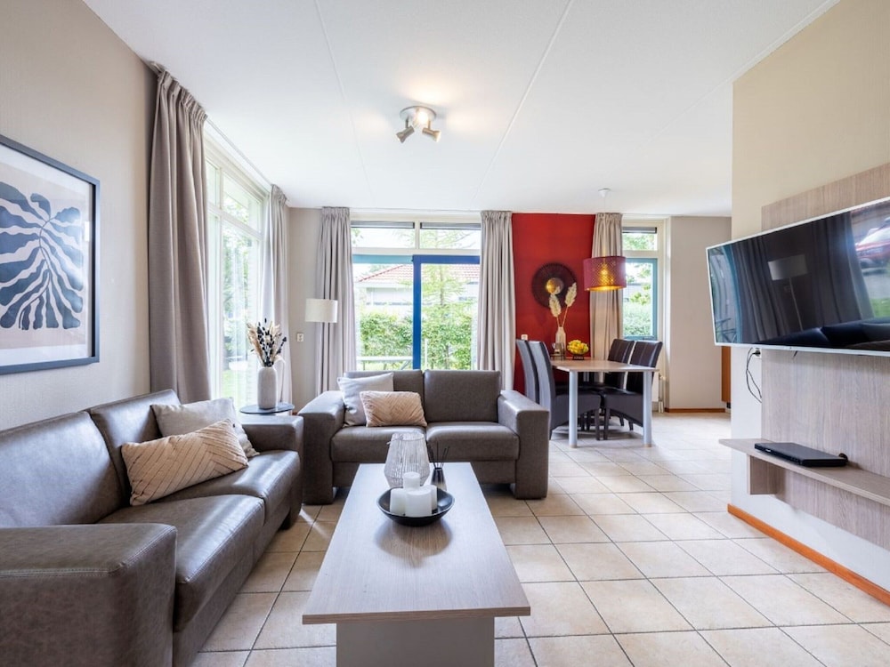 Detached Holiday Home With Jetty Near Hoorn view 4