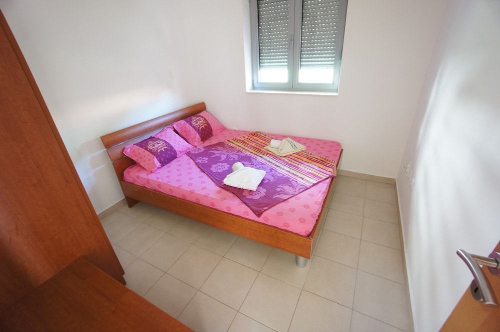Petrovac Bay Apartments view 3
