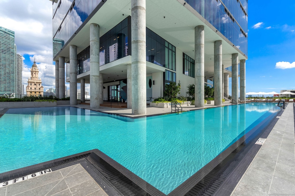 Exclusive Oasis Charming Studio Apt
