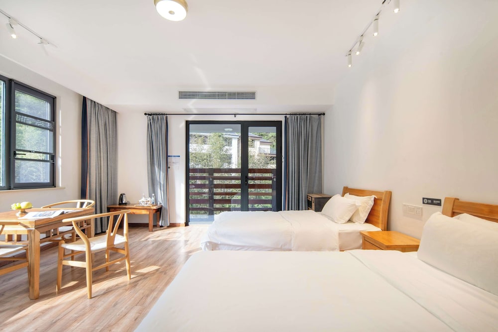XiangLu YiMo Valley Retreat Guesthouse