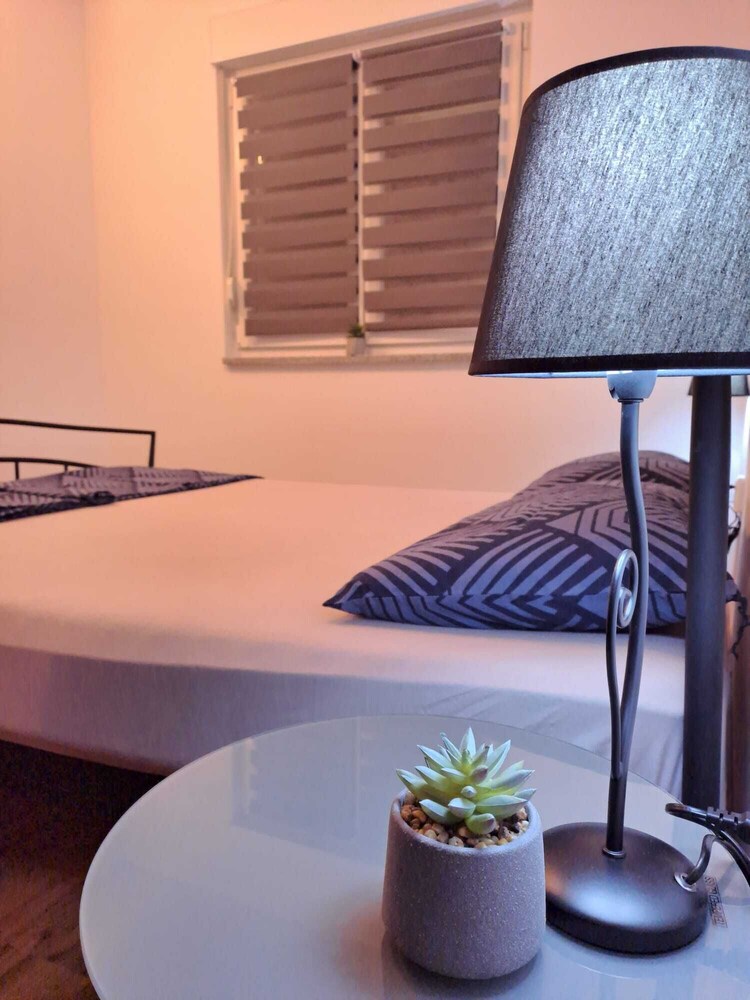 Apartments Arsen 928