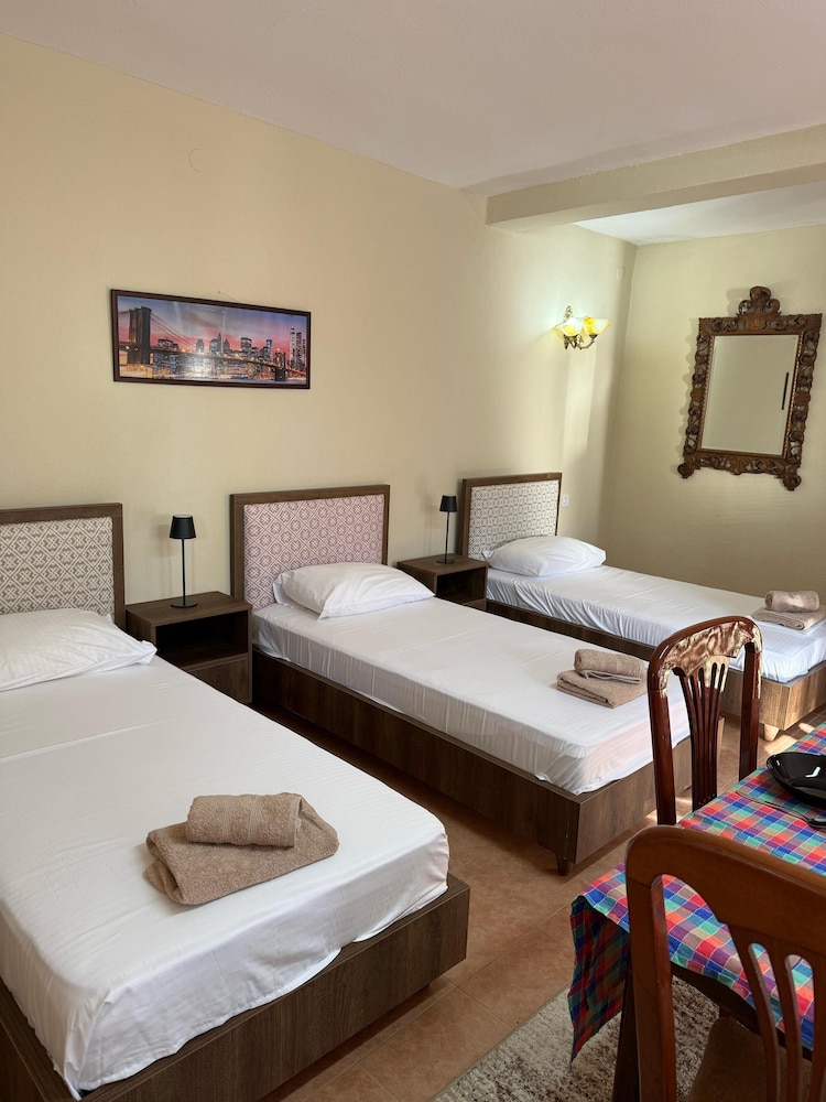 Shkodra Guesthouse