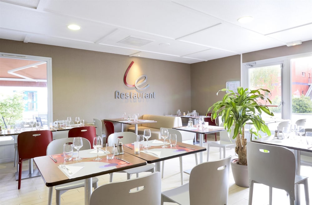 Chalon-Sur-Saone Vacations - Hotel Campanile Chalon Sur Saone - Property Image 4