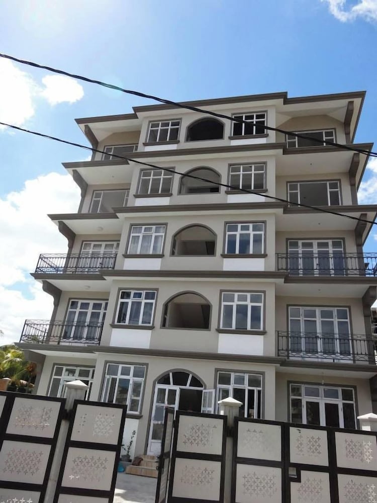 TwinsApartments