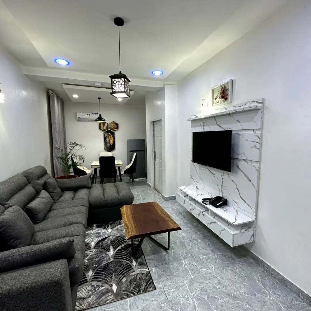 Bott Apartment