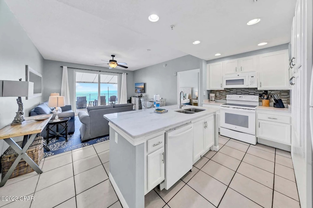 Sterling Reef 104 view 5