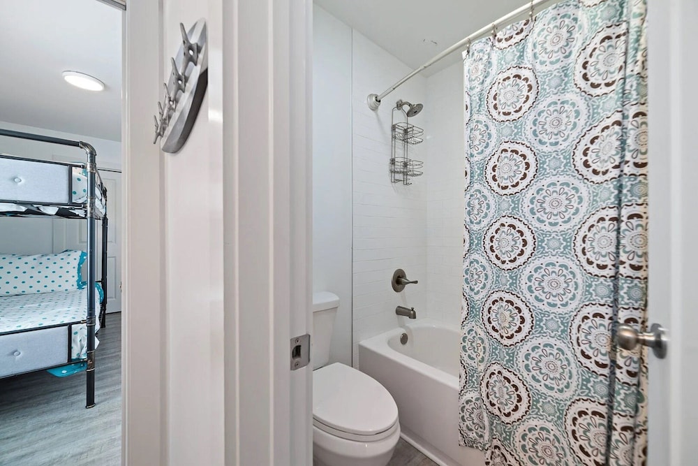 Pipedreams 333 8 Bedroom Home