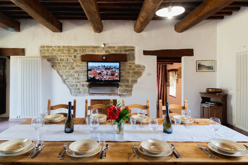 Ca Quattrocchi 10 3 by Marche Holiday Villas