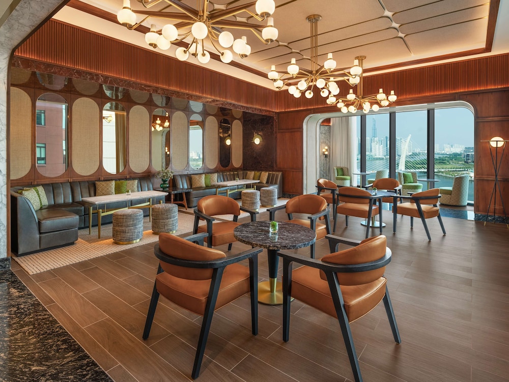 Hilton Saigon 40